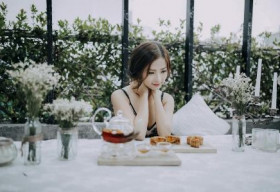 Khánh Hiền lột xác với hình ảnh quyến rũ đón Trung Thu