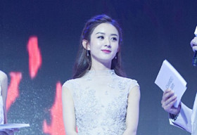 Triệu Lệ Dĩnh đẹp như nữ thần xuất hiện tại sự kiện