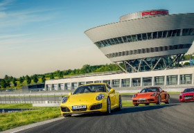 Sở hữu Macan và du ngoạn nước Đức cùng Porsche