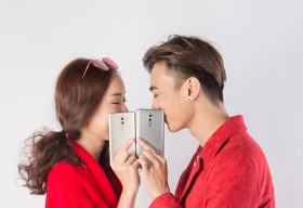 Huawei giới thiệu P9 phiên bản Vàng Hồng, GR5 2017 màu Xám