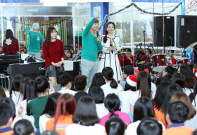Hoa hậu Lê Thanh Thúy chia sẻ bí quyết thành công với sinh viên đại học