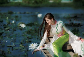 Hoa khôi Hoàng Hạnh hào hứng đến với đấu trường nhan sắc châu Á