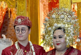 Cô nàng mập ú lấy được chồng đẹp trai như tài tử gây sốt ở Indonesia