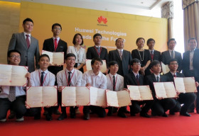 Huawei Việt Nam khởi động chương trình học bổng ‘Hạt giống Viễn thông Tương lai’