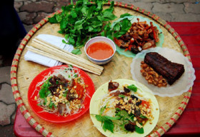 Những món ăn vặt ‘lang thang’ mùa thu Hà Nội