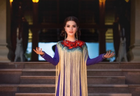 Á hậu Lâm Ngọc Trâm biến hóa đa phong cách với áo dài