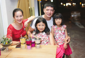 Bình Minh dẫn vợ con đi uống trà sữa của Hoa hậu Thu Hoài