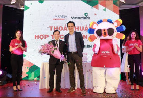 Lazada hợp tác chiến lược với Vietcombank, mở rộng bán hàng xuyên biên giới