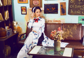 Việt Trinh sang trọng, đài các khi hóa thân Cô Bông Sài Gòn