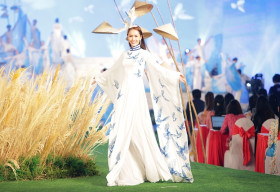 NTK Ngô Nhật Huy mang ‘Giấc mơ hòa bình’ đến Lễ hội Áo dài TPHCM