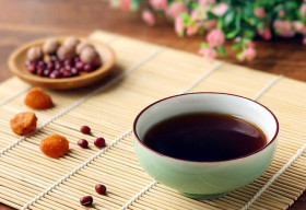 Trà đậu đỏ thanh lọc cơ thể