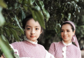 Con gái Thúy Hằng xinh đẹp tạo dáng chuyên nghiệp không kém mẹ
