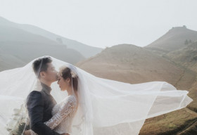 Lâm Vũ và Huỳnh Tiên tung ảnh ngọt ngào trước ngày cưới