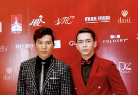 ‘Mẫu trẻ’ Duy Phong tự tin catwalk cùng nam vương Ngọc Tình