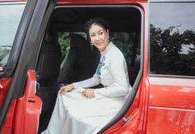 Hà Kiều Anh nền nã hội ngộ Đỗ Mỹ Linh cùng các người đẹp Hoa hậu Việt Nam