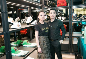 Doanh nhân Kim Kelly trẻ trung và thời trang trong đêm tiệc Dsquared2