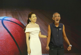 Cụ ông 73 tuổi sở hữu tài chơi bóng rổ cừ khôi khiến Quyền Linh nể phục
