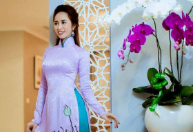 Hoa hậu Phan Ngọc Hân đẹp lộng lẫy trong BST ‘Đại sứ Áo dài Việt Nam’ của NTK Việt Hùng