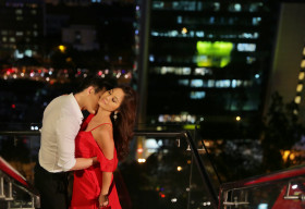 Hồ Lệ Thu gây tranh cãi trái chiều vì hình ảnh táo bạo trong MV mới