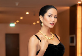 H’Hen Niê nổi bật với đầm đen quyến rũ và tóc chải ngược lạ lẫm