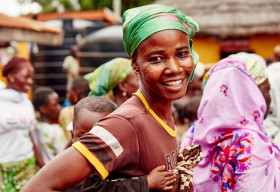 The Body Shop và bí quyết chăm dưỡng da tóc nhiều thế hệ của phụ nữ Ghana