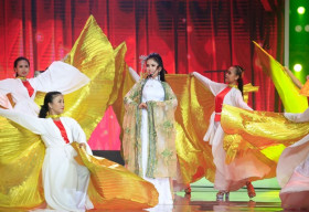 Phương Cẩm Ngọc giành chiến thắng tuần đầu tiên ở Sao Nối Ngôi