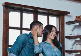 ‘Tiểu tam’ giật bồ của hoa hậu Hương Giang tình tứ bên Dương Mạc Anh Quân