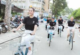 Thí sinh Miss World Việt Nam 2019 đạp xe hưởng ứng phong trào ‘sống xanh’