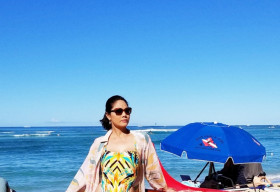 Ca sĩ Hồ Lệ Thu bất ngờ tung bộ ảnh bikini nóng bỏng