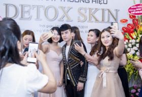 Sao Việt hào hứng dự ra mắt thương hiệu mỹ phẩm Detox Skin