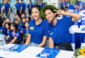 Hoa hậu H’Hen Niê và á hậu Hoàng Thùy làm đại sứ chiến dịch Mùa Hè Xanh