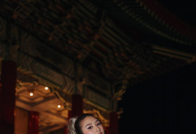Quỳnh Anh Shyn nổi bật giữa hàng trăm khách mời tại Asia Fashion Award 2019