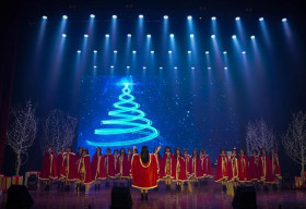 Nhóm nhạc ‘nhà giàu’ SGO48 bật khóc trong đêm tiệc Giáng sinh đáng nhớ