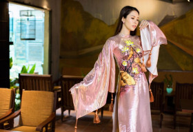 Diện áo dài Việt Hùng, Hoa hậu Phan Thu Quyên khoe vẻ lộng lẫy, kiêu sa