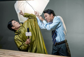 1977 Vlog được lựa chọn làm khách mời của Song Song vì là một cặp song sinh