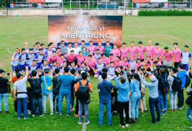 Tiến Linh, Đông Triều cùng dàn sao Việt đá bóng quyên góp 550 triệu đồng cho miền Trung