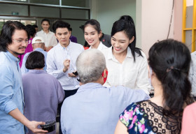 Top 3 Hoa hậu Việt Nam 2020 thực hiện chuyến đi từ thiện đầu tiên sau đăng quang