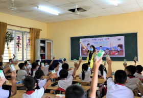 CapitaLand trao tặng hơn 64,000 ly sữa cho trẻ mầm non và tiểu học