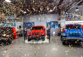 Khai trương showroom xe Jeep chính hãng đầu tiên tại Việt Nam