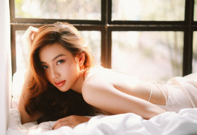 Người đẹp Nhân ái Thuỳ Tiên bất ngờ xuất hiện trong MV mới của Mr.T