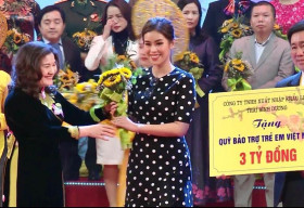 Tiên Nguyễn trao tặng 3 tỷ đồng tại chương trình “Mùa xuân cho em”