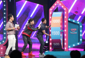 Nguyên Vũ, Hồ Việt Trung cực ăn ý khi tham gia game show từ thiện Chơi phải thắng