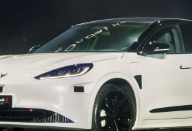 Huawei ra mắt Bộ linh kiện đầy đủ của xe thông minh dành cho các OEM