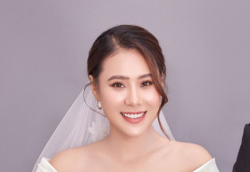 Diễn viên Hồ Bích Trâm khoe ảnh cưới và thông báo sẽ kết hôn vào đầu tháng 5