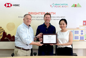 HSBC Việt Nam phối hợp với VinaCapital Foundation thực hiện dự án ‘Nền tảng học tương tác trực tuyến Câu lạc bộ nữ sinh Mở đường đến Tương lai’