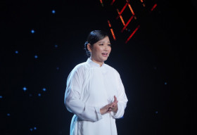 Lựa đề tài ‘khó nhằn’, Thiên Kim được ban giám khảo Én Xuân hết lời khen ngợi