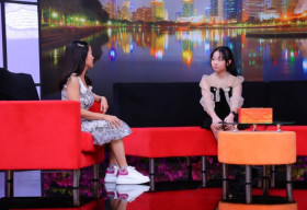 Cô bé xinh xắn 14 tuổi thuyết phục ba theo đuổi đam mê diễn xuất