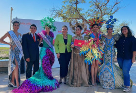 Diện trang phục làm từ sợi Đay của NTK Việt Hùng, Vũ Huyền Diệu đoạt giải quốc tế