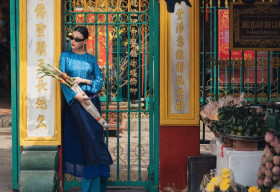 Lương Thế Thành về quê sớm, Thúy Diễm diện áo dài du xuân một mình