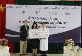 Nước Cộng hòa Bulgaria và VinaCapital Foundation trao tặng thiết bị y tế tại Lai Châu